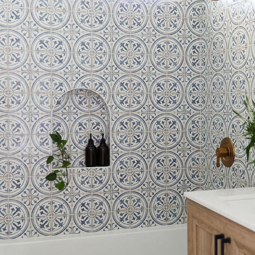 small bathroom designs