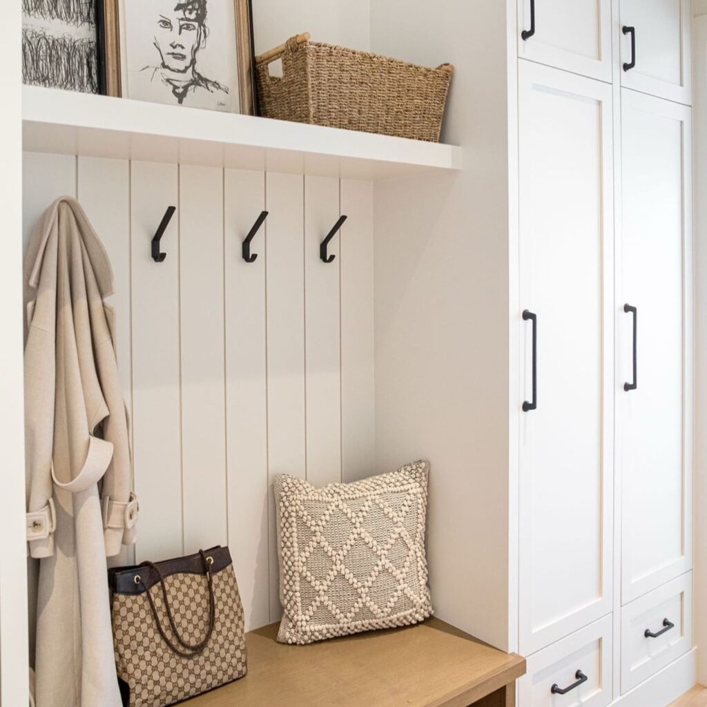 Mudroom in House Design Ideas