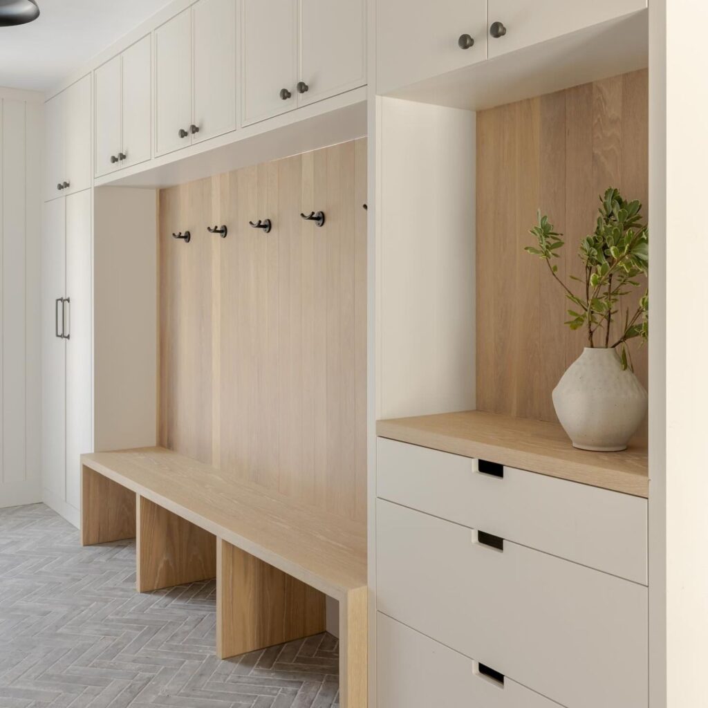 Mudroom in House Design Ideas