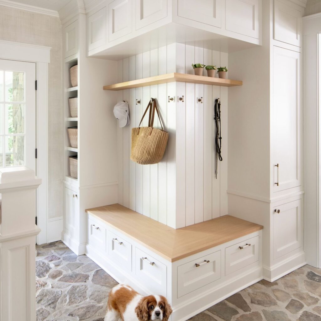 Mudroom in House Design Ideas